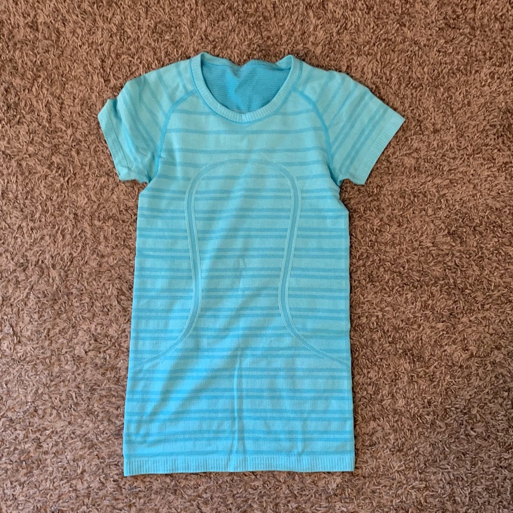 Lululemon tech top